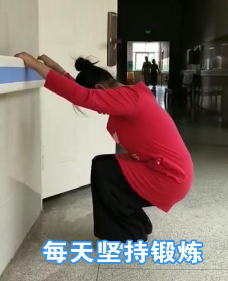 13歲女孩自幼患“腦癱”，行動(dòng)受阻，經(jīng)系統(tǒng)康復(fù)治療能獨(dú)立步行！