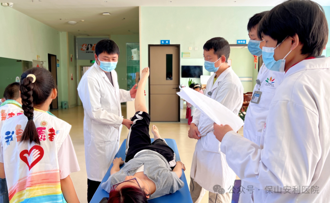 青少年脊柱健康守護(hù)行動圓滿落幕 保山安利醫(yī)院攜手昆醫(yī)附二院專家為成長護(hù)航